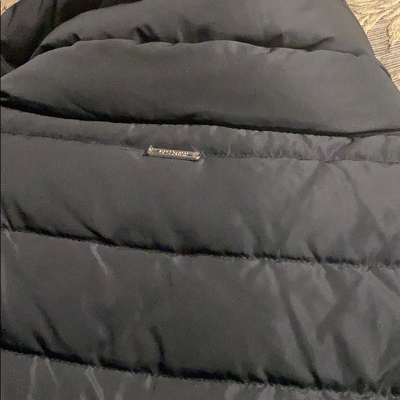 Guess long puffer - Picture 7 of 7